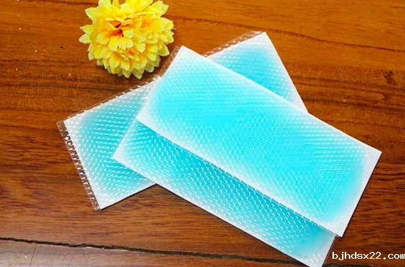 膏药发热好还是发凉好？不同情况下选择不同类型的膏药！